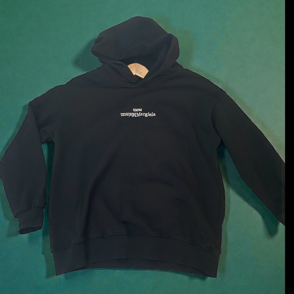 Maison margiela reverse logo hoodie size 44 (between a small and medium)